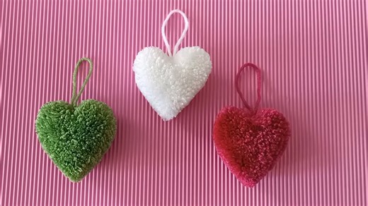 Valentine’s DIY: Make a Fluffy Pom Pom Heart in Just a Few Steps