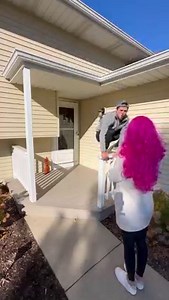 How Animals Would Hand Out Candy if They Were People. | Daniel LaBelle