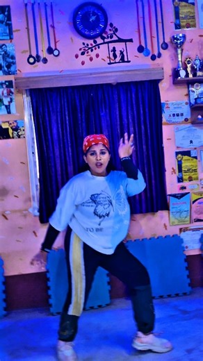 Aila Re Aila Song🔥🔥#dance#freestyle#follow#highlights#bollywoodsongs#hiphop#reels#shorts#viral