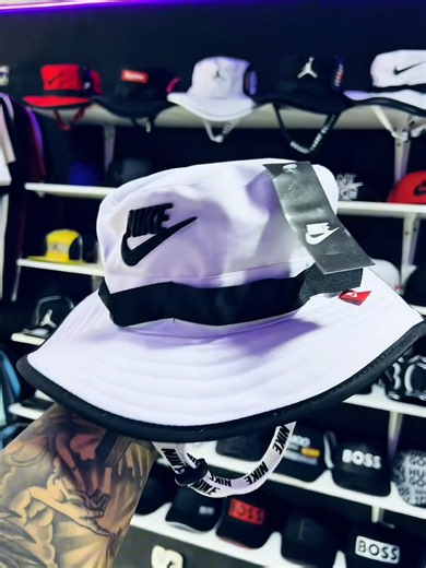 Llegando nuevos diseños de pavas Nike y Jordan 🥷🏼🔥 Más info al 3105422708 📲 #andrexurbanstore #pavas #nike #jordan #fypシ