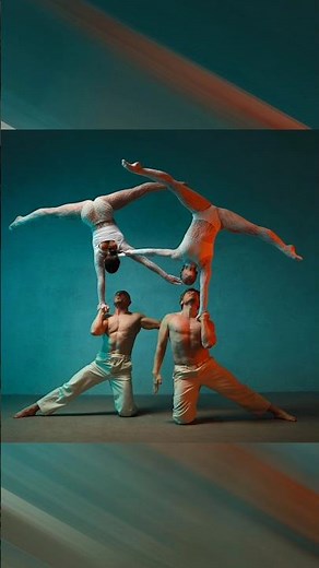 🇺🇦 Model poses for photoshoot📸 5 Acrobatics.