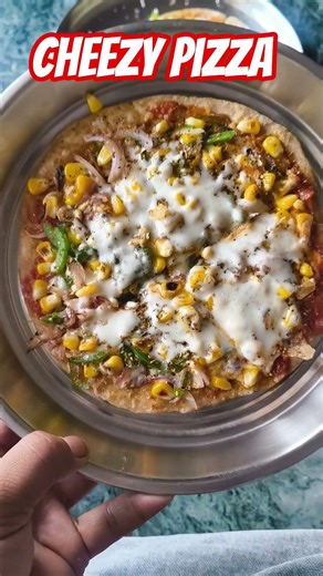 cheezy pizza recipe @home madhe @indian chapati pizza @ etaliyan pizza
