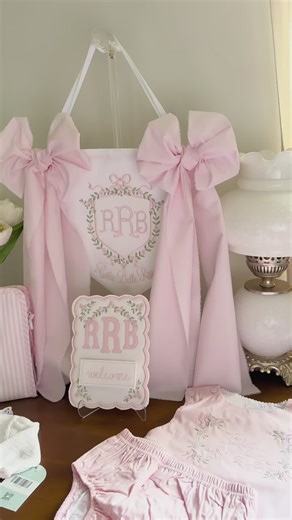 I just love this clean and simple banner design that I created to match the first milestone card that I ever created. The whole bundle is so sweet #embroidery #grandmillenial #keepsake #heirloom #nurserydecor