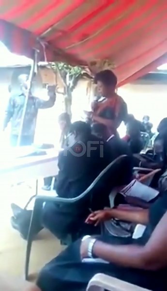 Ekua, Ekua, Ekua, how many times did I call your name? Oh Paapa Odaano, bra bɛ whɛ wakyi brɔfo. 😭 Speak your local language my people. Be proud of your local language. Ebei!! You had a "conservation" adɛn Paapa Odaano na ɔyɛ adwuma wɔ forestry? 🤦🤷‍♂️ As for the person who wrote the speech for Akua, Paapa Odaano is waiting for you in nsamanpom. If you know what is good for you, don't die ooo... 🙄 | A Plus