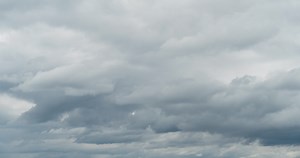 Download Time laps of nimbostratus cloud is seeding for free