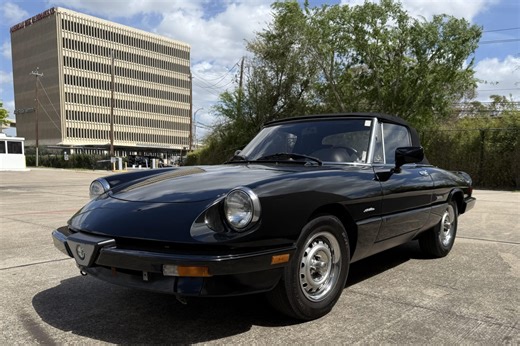 No Reserve: 1987 Alfa Romeo Spider Graduate