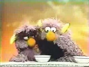 Classic Sesame Street - The 2-headed Monster on manners