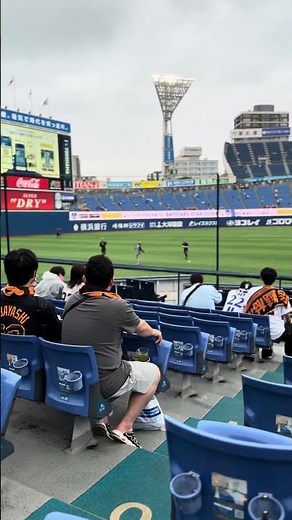 【座席・見え方】横浜スタジアム 内野席 STAR SIDE 6GATE 23通路 Sec .S117 Q段 329 （端から2番目）光景