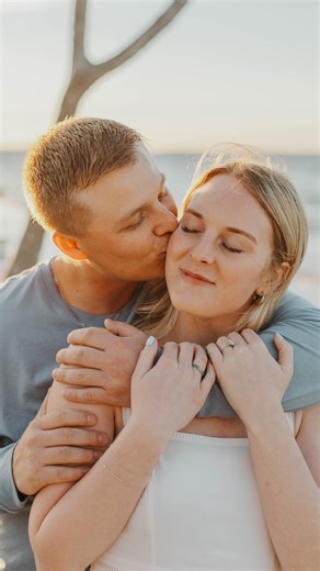 Emma Ruby | Florida Photographer | Same energy- different job 🫶🏻 Booking 2026 & 2027 now! #photographer #naplesphotographer #ftmyersphotographer #weddingphotographer... | Instagram