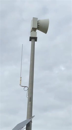 Federal Signal 2001-130 Tornado Siren Test at Detroit, Michigan 10/2/2021