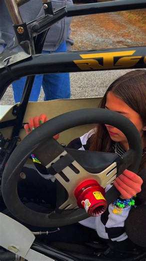 Transforming Racecar with Stunning Graphics Wrap