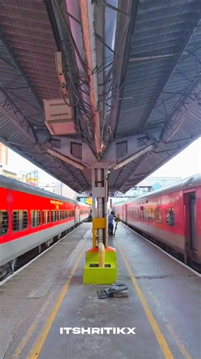 10 Hours Lates || Wap7 Power Full Locomotive #train #viralvideo #shorts