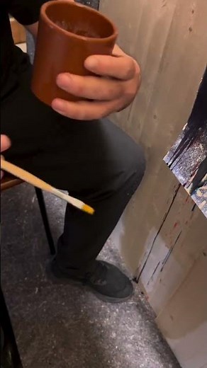 Bleach works by releasing oxygen molecules in a process called oxidation