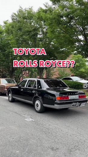 This is Toyota’s CHEAP Rolls Royce! #toyota #jdm #rollsroyce #century