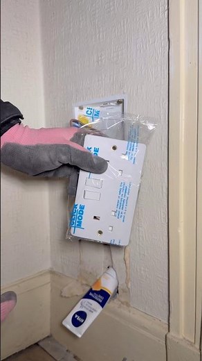 Installing a double socket - Electrical Rewire #socket #rewire #glasgow #electrician