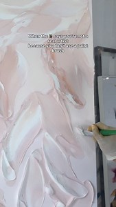 My art may not look like how you want my art to look but that’s the thing about creating, it comes from the individual. It’s your voice not theirs. Also people who don’t create love to tell creators how to create! If you’re an aspiring artist: use the brush use your hands use a sponge use your cat’s tail if you want It’s your magic your process your voice. The trolls can’t take that from you 👊🏼 . . Comment “TEXTURE” if you would like to learn all my techniques, tools and all the methods I use 