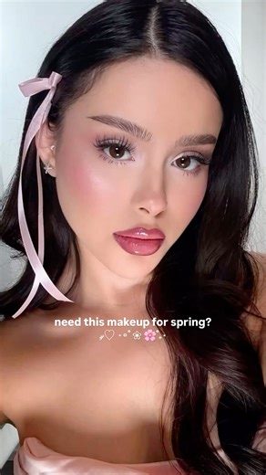 Meitu🪄 on Instagram: "Get your Sakura makeup look for spring—soft, fresh, and blooming just like the season🌸˚˖⋆ #springmakeup #meitu #photoediting #springlook"