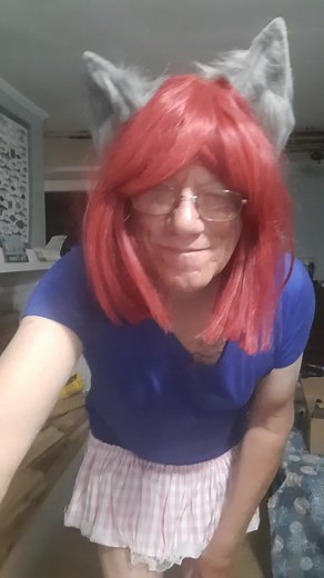 hi everyone, strawberry here,I'm back! having fun with a goofy video for your enjoyment, lol