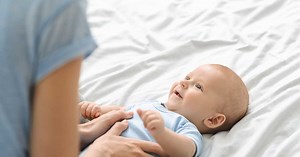 Hernie ombilicale chez l'enfant : comment la reconnaître et la soigner ?