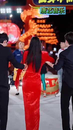 Awkward situations on stage | Tang Yi Yakiling