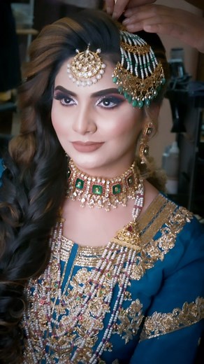 40K views · 43 reactions | Jhumka and Jhoomer  two things most loved by a Hyderabadi Bride ❤️ How stunning is our #ABBride for her reception ✨ the color teal is so beautiful and a unique choice for the reception  #AB #AliyaBaig #Hyderabad #bridalmakeup #makeupArtistHyderabad #makeupartistIndia #reception #valima # | Makeup by Aliya Baig | Facebook