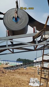 On-site shooting, small conveyors, the process of replacing the conveyor belt by themselves. #ConveyorBelt #ConveyorRoller #ConveyorDrum #ConveyorIdler | China. Conveying equipment factory