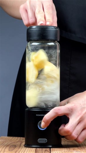 Fresh Apple Water Smoothie 🍎 | 2-Ingredient Healthy Drink #foodshorts #mixshake #asmr #kitkatshake