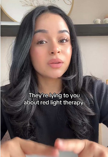 ✨ Red light therapy WORKS. When it’s done correctly. If you’ve tried body sculpting before and saw temporary results, this is why. Wavelength. Frequency. Protocol. Consistency. My body sculpting packages combine: ✔️ therapeutic red near-infrared light ✔️ manual sculpting ✔️ lymphatic support ✔️ structured treatment plans No gimmicks. No one-off sessions. Just real results. 📍 400 market street Bristol PA 19007 📲 Get $50 off using code “SNATCHME” through the link in bio ⏳ Limited spots each mont