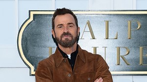 Justin Theroux Kicked Off Fashion Week in the Luscious Jacket Every Guy Needs