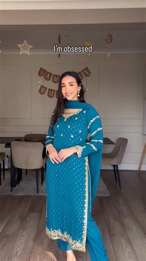Ruby Designs - Womens Pakistani Casual/Partywear Eid Suits on Instagram: "ZAREEN is giving way more than 10/10 at this price ❤️ Was £115, now ONLY £65 for our MEGA SALE ✨ Fully hand embroidered front and back, what a BARGAIN! But girls… the sale ends TOMORROW MIDDAY! Once it’s gone, it’s gone, and the price goes straight back up. Don’t say we didn’t warn you 👀 . . . • pakistani • chiffon • gold • handwork • long • kameez • partywear • casual"
