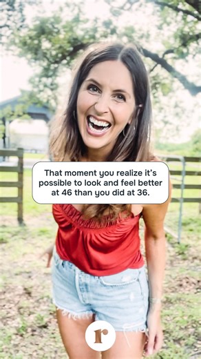 Ruth Soukup | Midlife Health & Mindset Coach on Instagram: "HOW I DID IT👇 I struggled with my weight for SO many years, despite trying every diet under the sun. At some point, I started to lose hope. Maybe you can relate. But one day, when I was 43 years old, I finally got so fed up that I decided to do something totally different. Instead of dieting, I did real research to understand the science of weight loss, especially for women over 40. I wanted to know why we gain weight as we get older, 