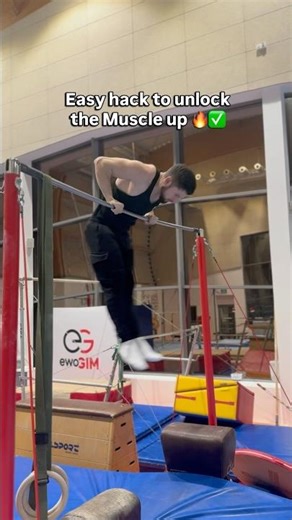 Easy hack to unlock Muscle up 🔥 #muscleup #skill #protip #hack
