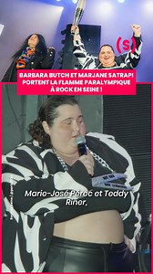 La DJ Barbara Butch et la dessinatrice Marjane Satrapi sont arrivées avec la Flamme sur la grande scène au festival Rock en Seine, à 3 jours de l’ouverture des Jeux paralympiques. Un mois après le cyberharcèlement dont elle a été victime sur les réseaux sociaux après sa prestation lors de la cérémonie d'ouverture des Jeux olympiques, Barbara Butch a souhaité porter « avec fierté, dignité, et panache » la Flamme paralympique, afin de « refédérer » le public. Le para-athlète et judoka Hélios Latch