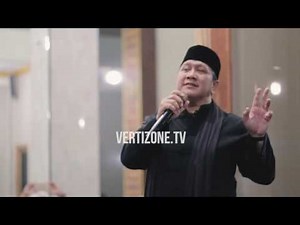 Ustadz Anant - menyanyikan lagu yang bikin tertegun jamaahnya.