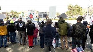 Horry County residents gather for dueling ICE protests
