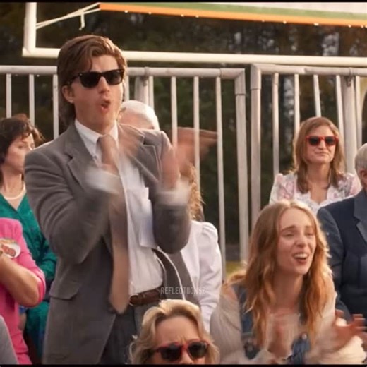 Drama edits 🇹🇷 on Instagram: "Dustin’s emotional speech😭🥲 #strangerthings #strangerthings5 #strangerthingsend #strangerthingsfinal #strangerthingsfinalseason 1997년 개봉한 영화 Titanic은 잭과 로즈의 운명적인 사랑을 통 해 비극 속에서도 오래 남는 감정의 깊이를 보여주는 작품입니다. 화려한 연출보다 인물의 감정에 더 집중한 제임스 카메론 감독의 스타일은 지금 다시 봐도 묘하게 가슴을 울리죠. 배가 침몰하는 장 면이 아닌, 두 사람이 서로를 바라보던 순간들이 더 강하게 기억에 남는 영화이기도 합니다. 이 감정을 완성해주는 곡이 바로 셀린 디 온의 “My Heart Will Go On”*입니다. 처음 들으면 잔잔한데, 어느 순간 자연스럽게 가슴이 벅차오르는 느낌을 줍니다. 특히 후 반부의 고조되는 보컬은 영화 속 잭과 로즈의 마지막 장면과 겹쳐 지