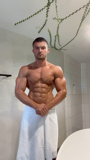 Josh watson on Instagram: "Lil flex #fitness #reels"