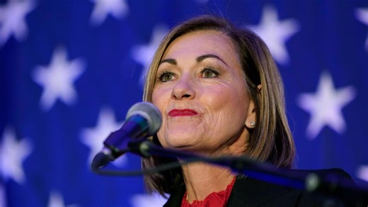 Kim Reynolds signs executive order requiring state departments to use E-Verify