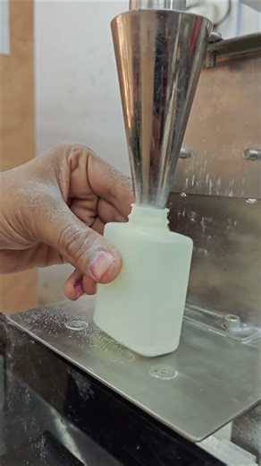 Servo Based Auger Filling Machine for Talcum Powder | High Accuracy Powder Filling Machine