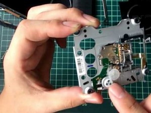 【PSP-3000修理】UMDドライブを読み込まない不具合の修理 （症状：カタカタ・・・）