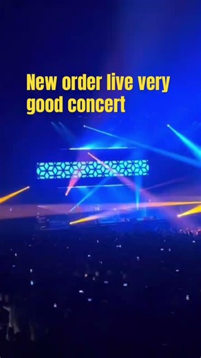 New order live fantastic concert #electronicmusic #concert #live🎸🎤🔥👀🥁👂🎧🎹