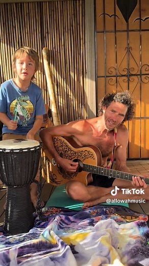 “Hey, Mickey” by Toni Basil hit number one on Billboard in the US in 1982. I wasn’t much into it when it came out, but now really appreciate it & the great cheerleader music video that Basil choreographed for it. I played it for Sonny last night & he really liked it, so… here we are. Next time we might practice, but no promises, sometimes you gotta just strike up the band when the inspiration is hot, ‘cause when the music hits you… #music #fyp #coversong #newmusicalert #hawaii #1 #heymickey #ton