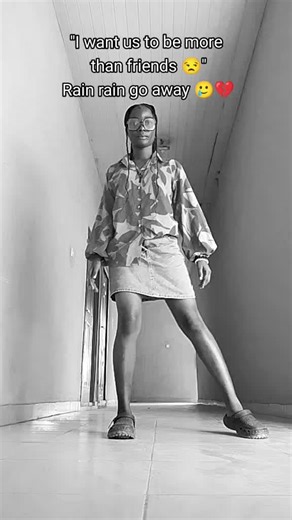 Stylish Short Skirt Trend Dance Challenge