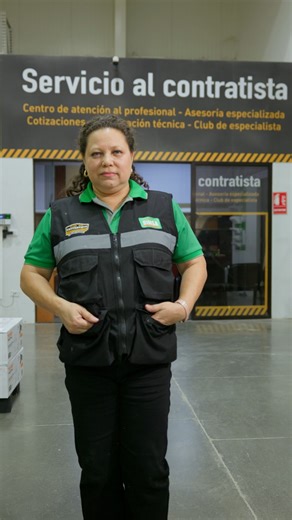 Constructor, ¡Tus proyectos vienen con más beneficios! 👷🏻‍♂️📢 Con el Club del Contratista SINSA tendrás todo lo que necesitás para iniciar tu obra con calidad, ahorro y más beneficios. 🚧 Visitá tu tienda más cercana, solicitá asesoría y unite al club. 🏗️ ¡Pronto te contamos más! 😱 #SomosSINSA | Sinsa