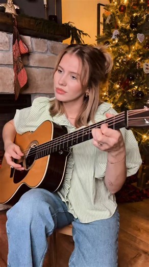 Hannah Harper on Instagram: "Haggard on repeat lately. Here’s That’s the Way Love Goes. (Featuring some completely unintentional heavy foot tapping 🫠 — sorry in advance!) Recorded on my iPhone with an @audigolabs mic."