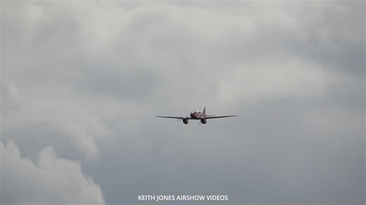 73K views · 1.4K reactions | de Havilland DH.88 Comet | Keith Jones Airshow Videos | Facebook