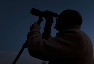 How to see Mars and Venus meet in the sky