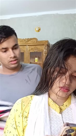 স্বপ্ন তুমি দেখালে বাঁচতে আমায় শিখালে তোমায় ছাড়া বাঁচি কি করে বলদেশের কথা অনেক মনে পড়ে কিন্তু তালা চাবিতে বাধা আর মন 🥹😭✈️😞#মেনশন_করুন_আপনার_প্রিয়_মানুষকে❣️😊 #foryoupage #foryou #fyp #🇮🇹 @TikTok Bangladesh @TikTok @Shahadat @mimShahadat❤️✈️ @#foryou