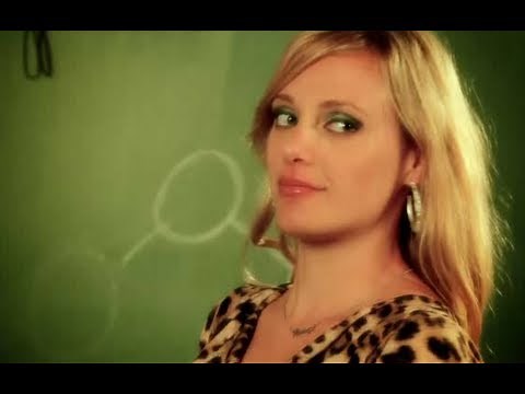 How to Flirt w/ Body Language for Girls | Teen Dating Tips