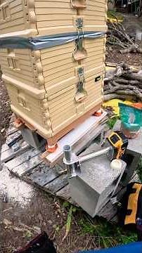 Oxalic Acid Vaporization Instavap Lite Varroa Mite Treatment #honeybee #beekeeper #beehive #varroa